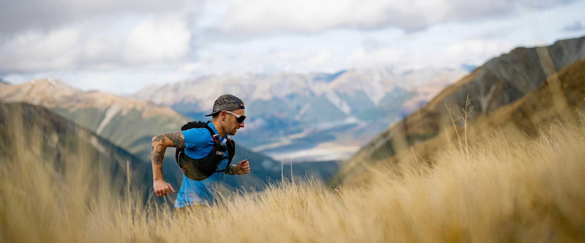 Trail Running & Berglauf, Ultra Trail Runner Trinkflasche mit integriertem  Trinkhalm
