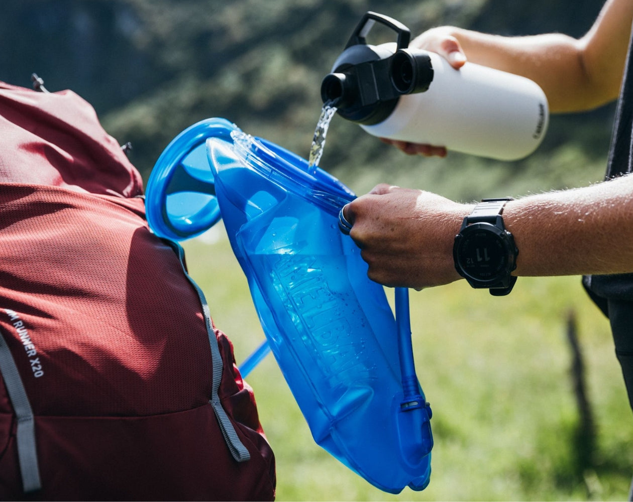 Camelbak bladder clearance backpack